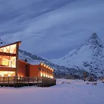 Noi Puma Lodge