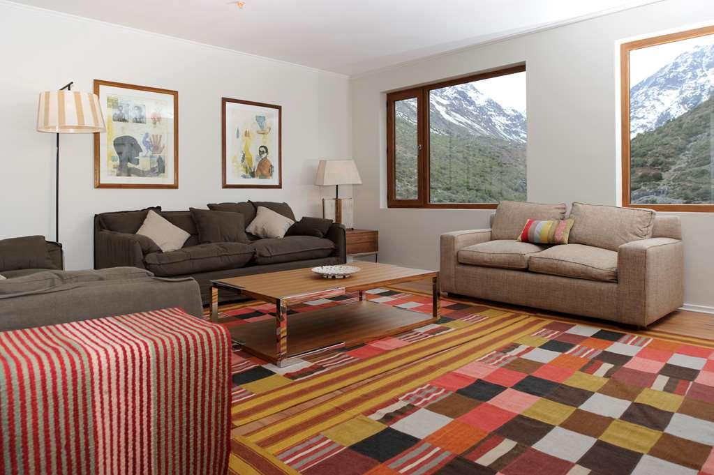 Noi Puma Hotel 4*
